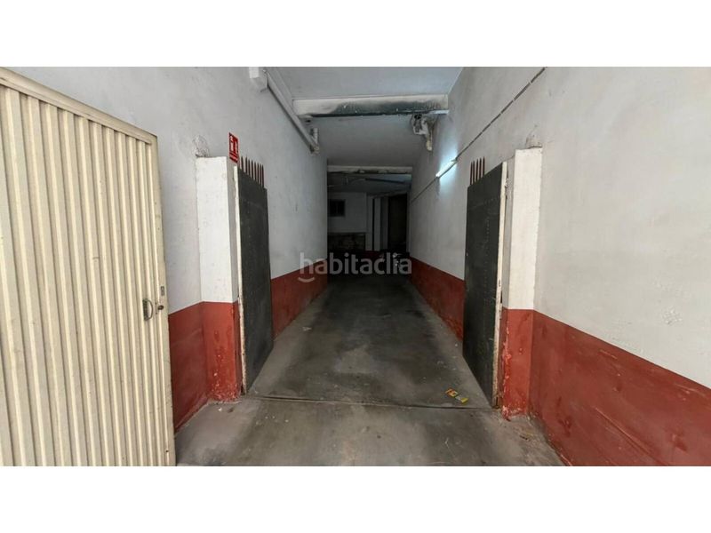 Foto 6f0b525c-66b6-41b1-bcab-7d2296947118. Aparcament cotxe a Caudete