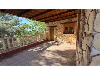 Maison à Alcaraz. Oportunidad edificio en venta en alcaraz
