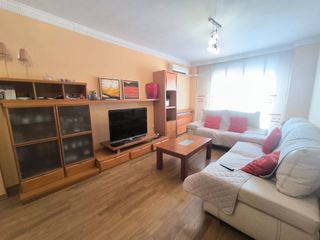 Etagenwohnung in San Pablo. Piso en san pablo con garaje y trastero