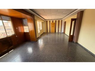 Pis en Almansa. Piso en venta en almansa