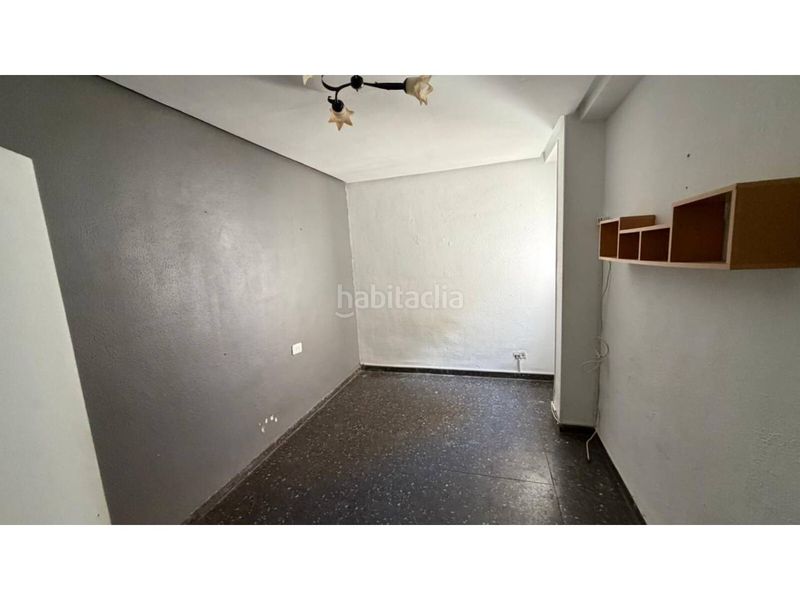 Foto fd02b389-075a-4135-a39c-4ccddf3a1094. Pis a Almansa