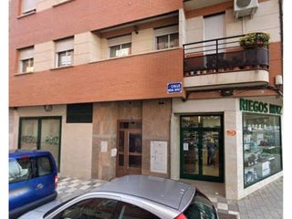 Pis  Calle miguel servet. Piso en rentabilidad