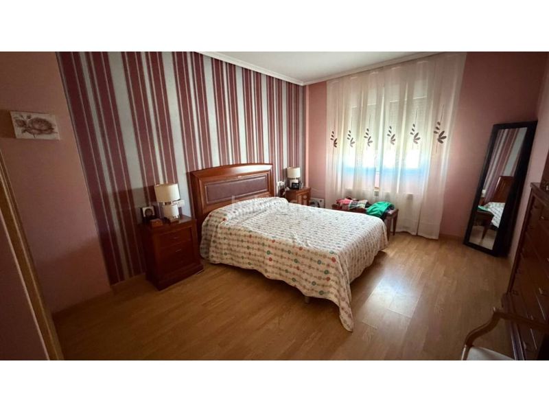 Foto a0cec7c5-a25b-454f-85ca-9ec27bddb1ce. Casa adossada amb calefacció aparcament a Gineta (La)
