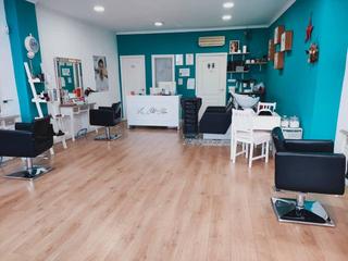 Traspàs Local Comercial a Fátima. Gestcasa traspasa peluquería, a pie de calle en la feria, junto