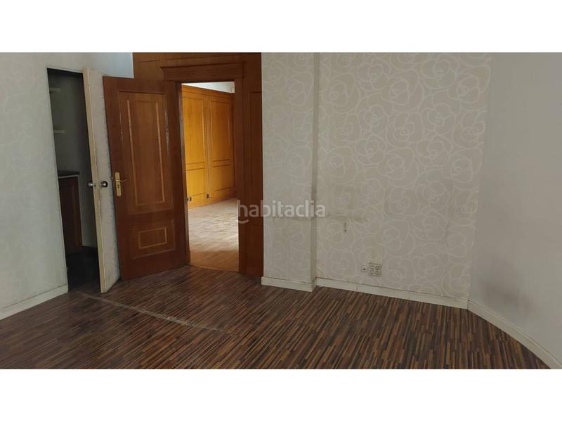 Foto 21e29521-9369-4285-be1f-93fe93d6bbec. Oficina  en venta en Centrovillacerradapajarita en Albacete