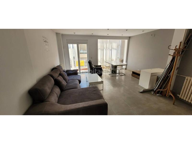 Foto bdb6d5ec-7d45-4747-83b9-bb3b76d734ac. Pis amb calefacció a Centro Albacete