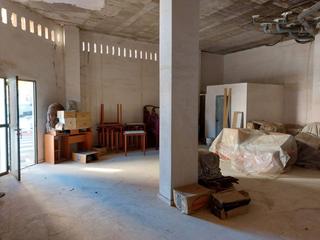Local Comercial a Alto de los Molinos. Local en venta en sepulcro bolerauniversidadhermanos falcó