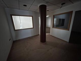 Local Comercial a Caudete. Local en venta en caudete
