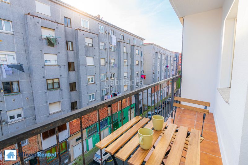 Foto 105fc517-2434-47f1-9b0f-78e1ec1009a2. Lloguer pis amb calefacció a Los Castros Santander