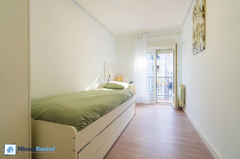 Foto 948c14c9-71fd-43b4-9afe-ec54c1280380. Lloguer pis amb calefacció a Los Castros Santander