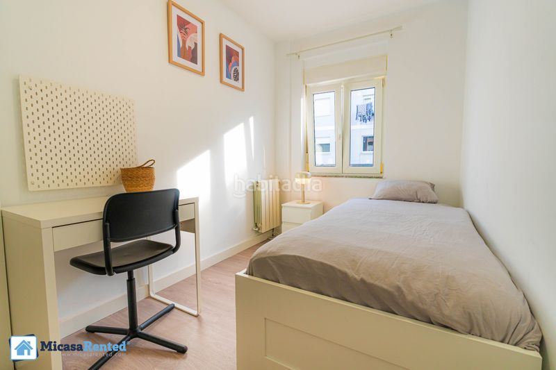 Foto ac3a15c8-cb72-4229-bcec-534178c2f745. Lloguer pis amb calefacció a Los Castros Santander