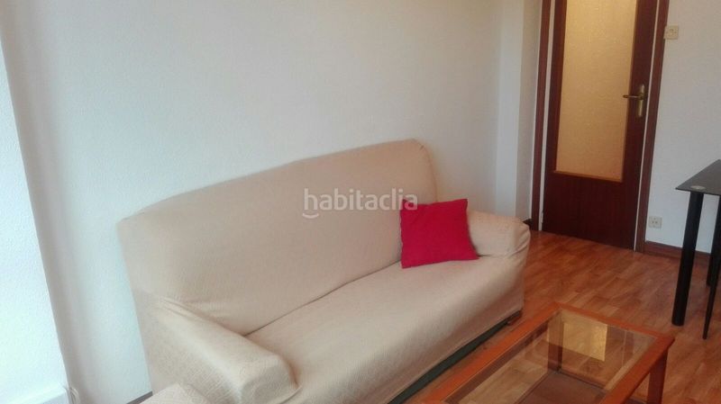Foto 9a2ec658-a7e4-4127-8397-eb137bb141c8. Rent flat with heating in Los Castros Santander