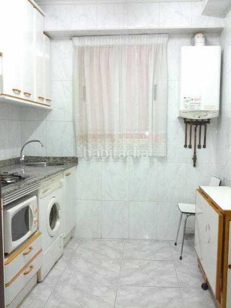 Foto b8efbc1c-4d63-450c-9dba-328cd11ad64d. Rent flat with heating in Los Castros Santander