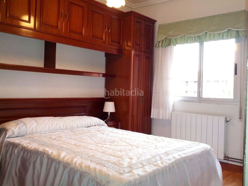 Foto fddcf300-df16-44fd-8dce-248f07f94079. Rent flat with heating in Los Castros Santander