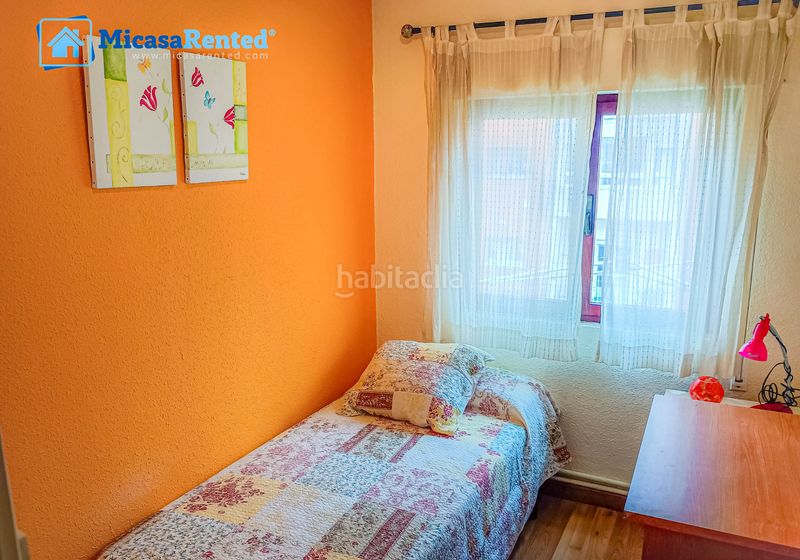 Foto 0a65787d-332d-4819-bf90-b03305e33f35. Rent flat with heating in Los Castros Santander