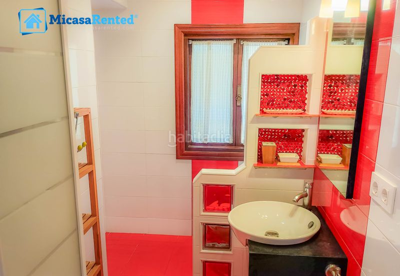 Foto e3e4b969-10ac-4ace-be70-38a6fd23e73a. Rent flat with heating in Los Castros Santander