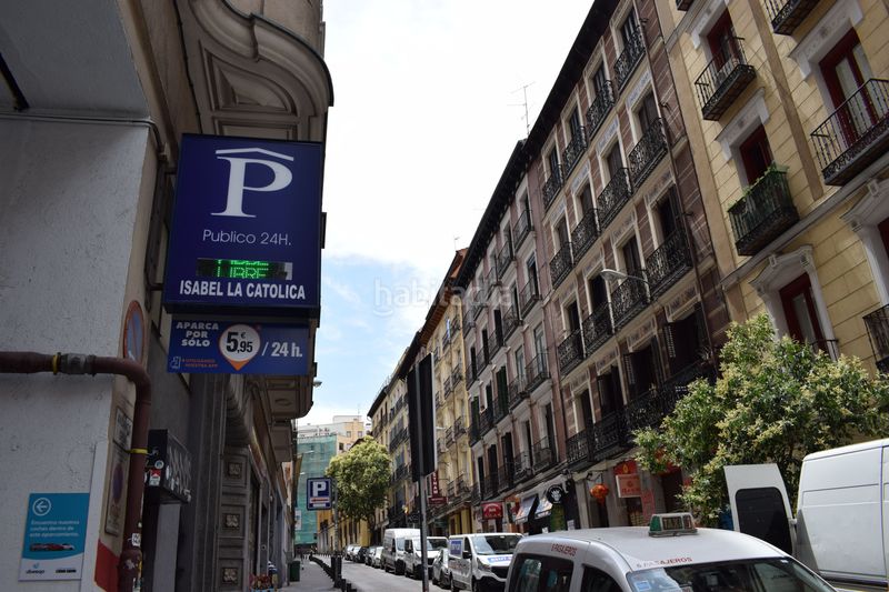 Foto b1852660-f658-4033-a856-71104115f875. Miete autoparkplatz in calle de isabel la católica 12 in Madrid