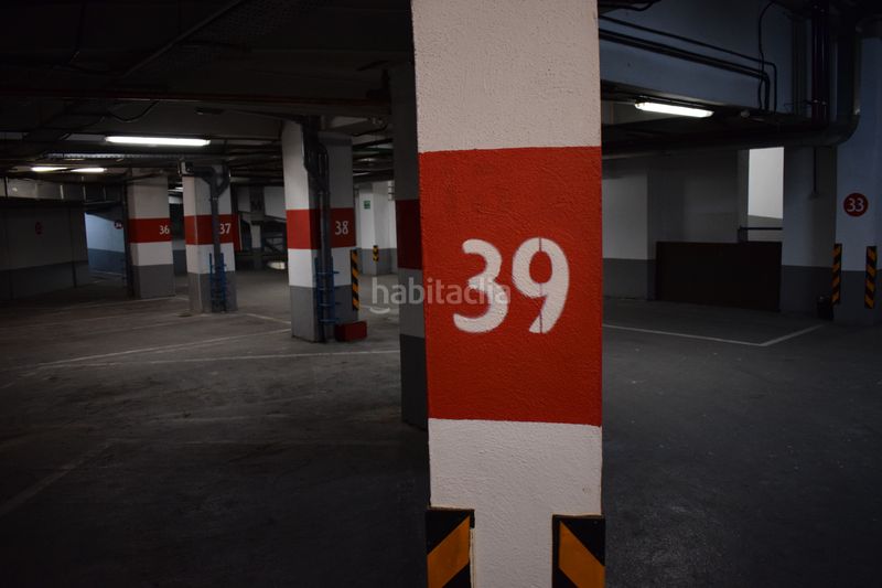 Foto c2e6e73a-45b5-45b0-8c08-47c74d1366ef. Miete autoparkplatz in calle de isabel la católica 12 in Madrid