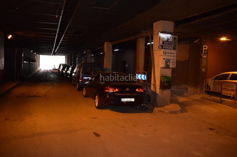 Foto ac272896-33f4-4112-b760-8b1fa0f6f9e9. Alquiler parking coche en avenida del general perón 32 aparcamiento general perón en Madrid