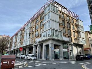 Pis a Pinar - Anaka - Belaskoenea. 3 dormitorios, salón, cocina equipada y dos baños uno de ellos i
