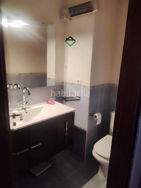 Foto f193ea76-199f-475d-8779-26e398adff50. Location attique avec chauffage parking dans Coiro Cangas