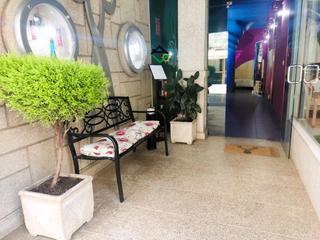 Location Local commercial à Cangas Pueblo. Local comercial en zona comercial