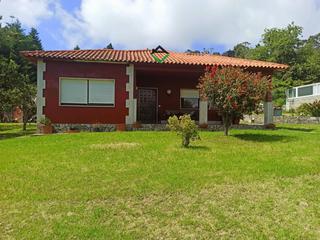 Xalet a O Hío. Chalet con finca en hío, cangas