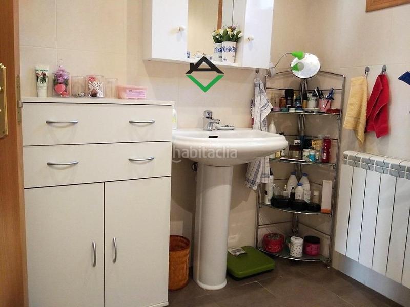 Foto a91609b2-ba0c-4d7b-9655-6c9d0b8bc8a8. Duplex con riscaldamento parcheggio in Coiro Cangas