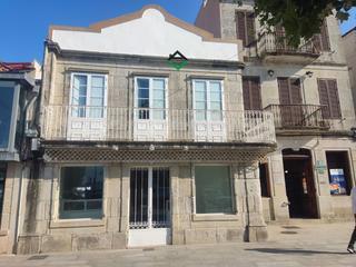 Casa a Cangas Pueblo. Casa en el centro de cangas