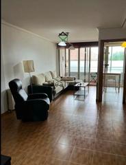 Piso en Cangas Pueblo. Apartamento completo en zona tranquila en cangas