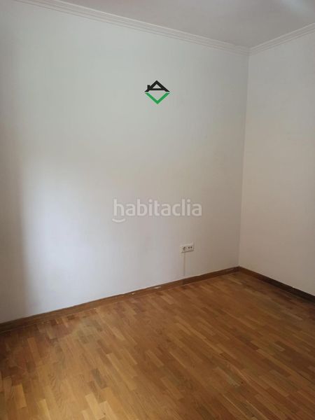 Foto 3233b973-295e-48dc-bb93-e447bd9c9d8c. Pis amb calefacció aparcament a Coiro Cangas