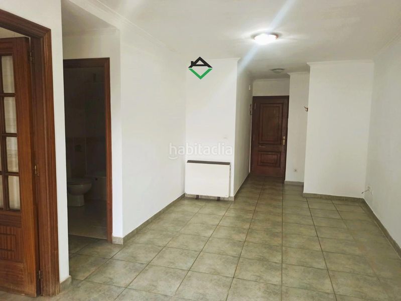 Foto d8f8b78d-2e1d-4776-a6b6-a9591347de0c. Pis amb calefacció aparcament a Coiro Cangas