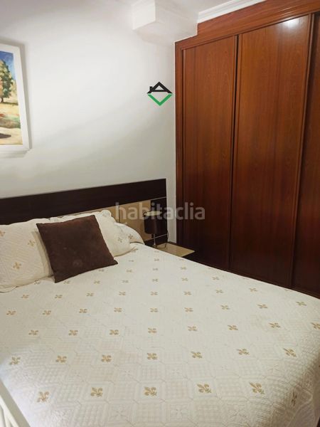 Foto f410a11f-6689-4609-b13f-be57abe5cd61. Casa adossada amb calefacció aparcament a Darbo Cangas