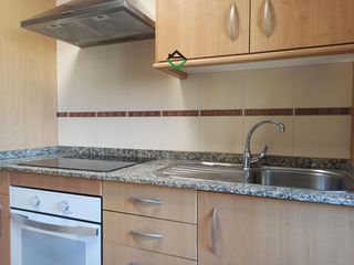 Pis a Cangas Pueblo. Apartamento completo en cangas