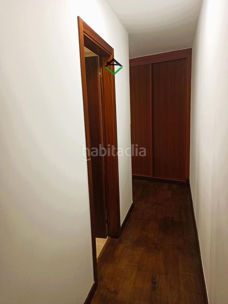 Foto b6fe03e6-c006-4e24-9b78-85f2c15b8bf8. Pis amb calefacció aparcament a Cangas pueblo Cangas