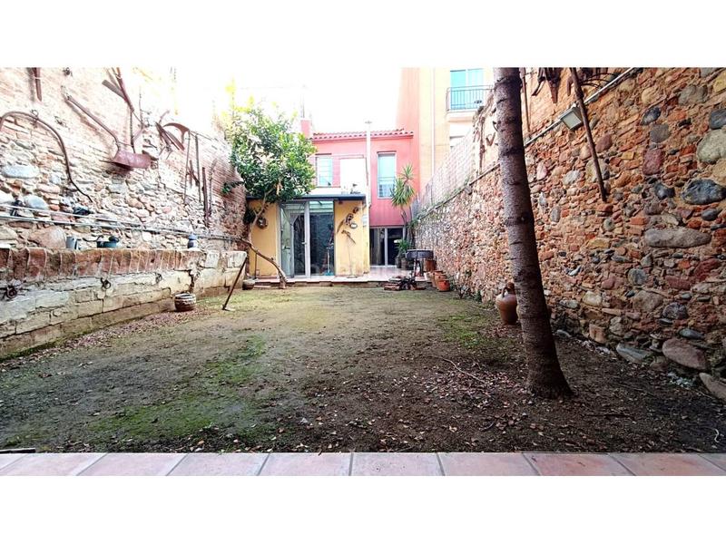 Foto 2ac7d932-5e41-48b5-ae47-9a682093376f. Casa adosada  en venta en centre08401 en Granollers