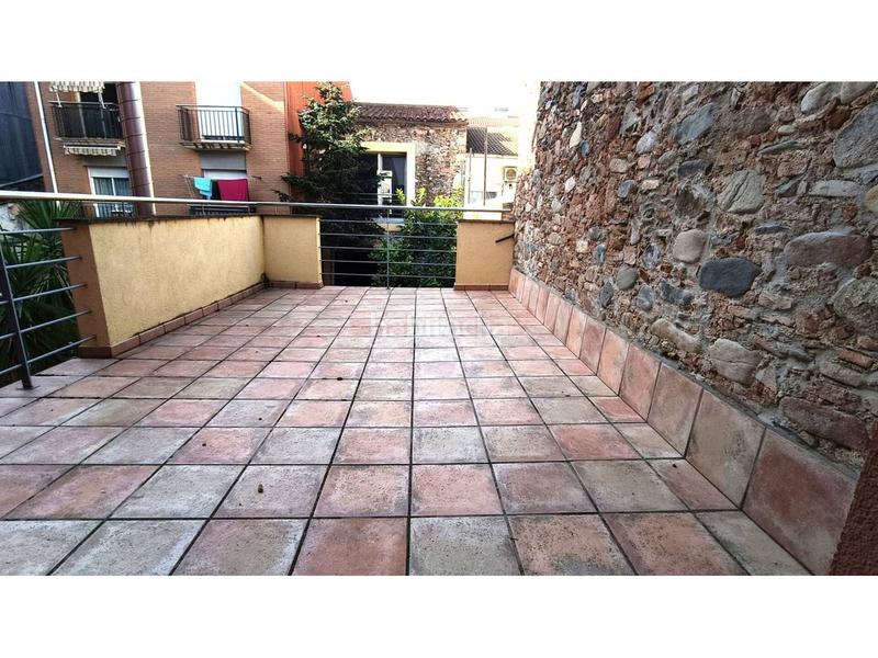 Foto 893c5e2f-4c75-45bc-bef8-c1a829925a97. Casa adosada  en venta en centre08401 en Granollers