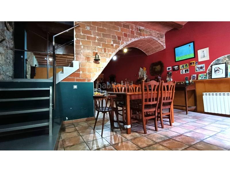 Foto cf6f497f-707a-43a9-9144-33ff3f4357b5. Casa adosada  en venta en centre08401 en Granollers