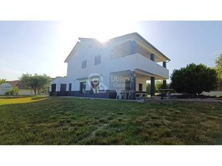 Maison  Calle aragó. Casa en venta en palausolità i plegamans