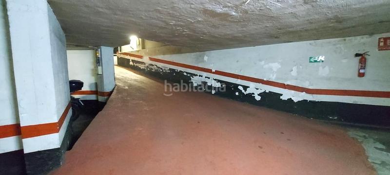 Foto 617c3cac-1cc7-42af-8698-a77de7600c8a. Parking voiture dans Basurtu Bilbao