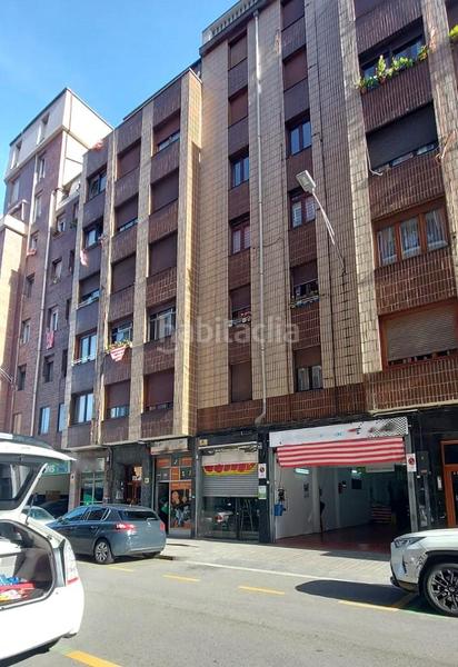 Foto ff541e6f-2dac-44cb-8fb1-612bd6b8f623. Local comercial a Basurtu Bilbao