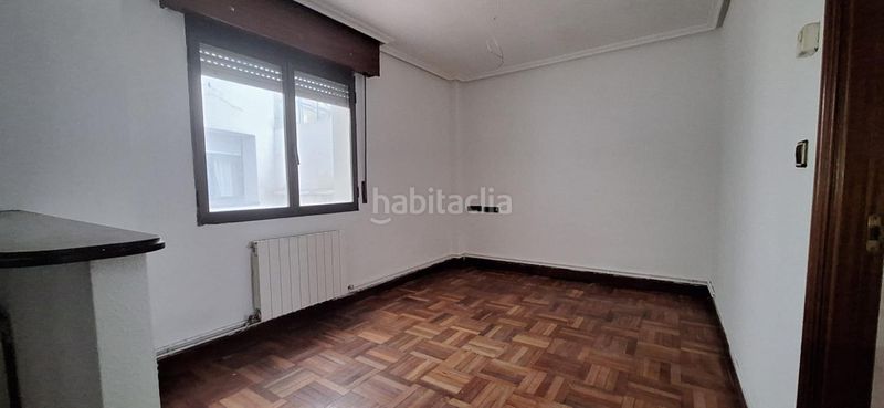 Foto 3b132583-43d9-4cb2-83e0-c232062b9f05. Piso en Centro-Ariz-Uribarri Basauri