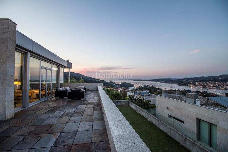 Foto 0ddad23b-bcfb-4ad8-b68b-a56362931704. Chalet con parcheggio piscina in O Hío Cangas