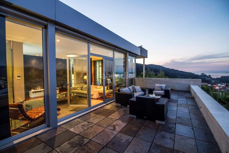 Foto 7ddee0e4-2e27-4354-bb28-36df794a00a0. Chalet con parcheggio piscina in O Hío Cangas