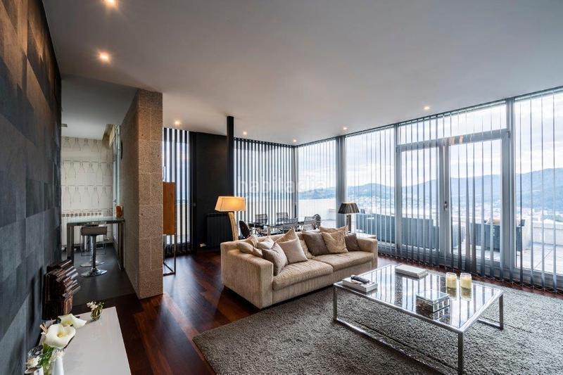 Foto fe168a78-3dd2-4a34-9d19-8dc3c9e8ba76. Chalet con parcheggio piscina in O Hío Cangas