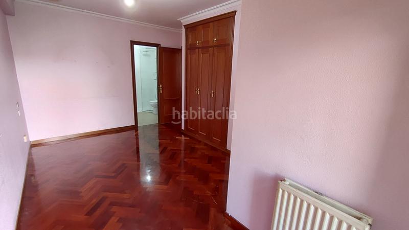 Foto 0176f7c6-5c14-4739-a012-4e5908ca7f79. Pis amb calefacció aparcament a O Castro Vigo