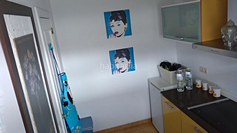 Foto a0d3f7ba-bea0-4cac-8dec-3bc55853793f. Planta baixa amb calefacció a As Travesas - Balaidos Vigo