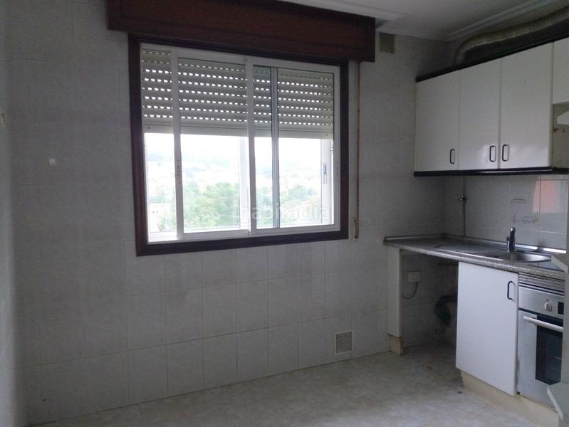 Foto de747dab-6055-4c6b-aa64-c33e637b2989. Casa en Cabral - Candeán Vigo