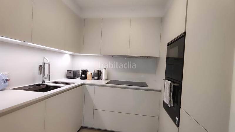 Foto ea299eeb-1a3c-4fa0-9fa9-c8f9781191f2. Lloguer apartament amb calefacció aparcament a Coruxo - Oia - Saiáns Vigo