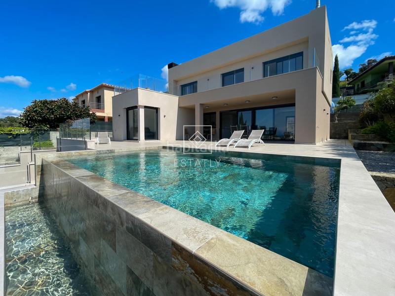 Foto b3e12320-3457-4d43-a1de-5f9e1572f6c9. Casa en Palau-saverdera